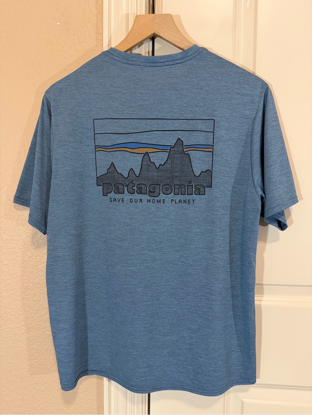 Patagonia Capilene Cool Daily Save Our Home Planet Graphic Shirt Mens medium